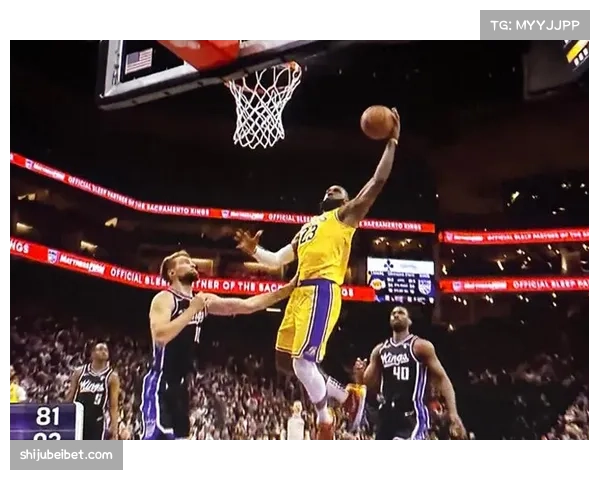 詹姆斯连续三场三双 刷新自己19年前所创纪录